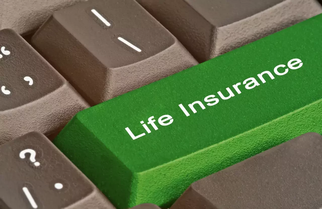 4 Reasons Why Life Insurance From Work May Not Be Enough